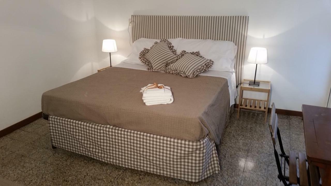 In Vacanza Da Marinella Albenga Ngoại thất bức ảnh